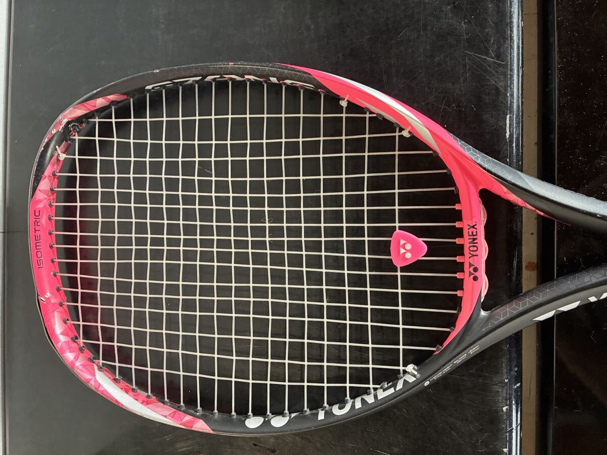 YONEX 硬式テニスラケットピンク　カバー付き　Ｇ1イーゾーン