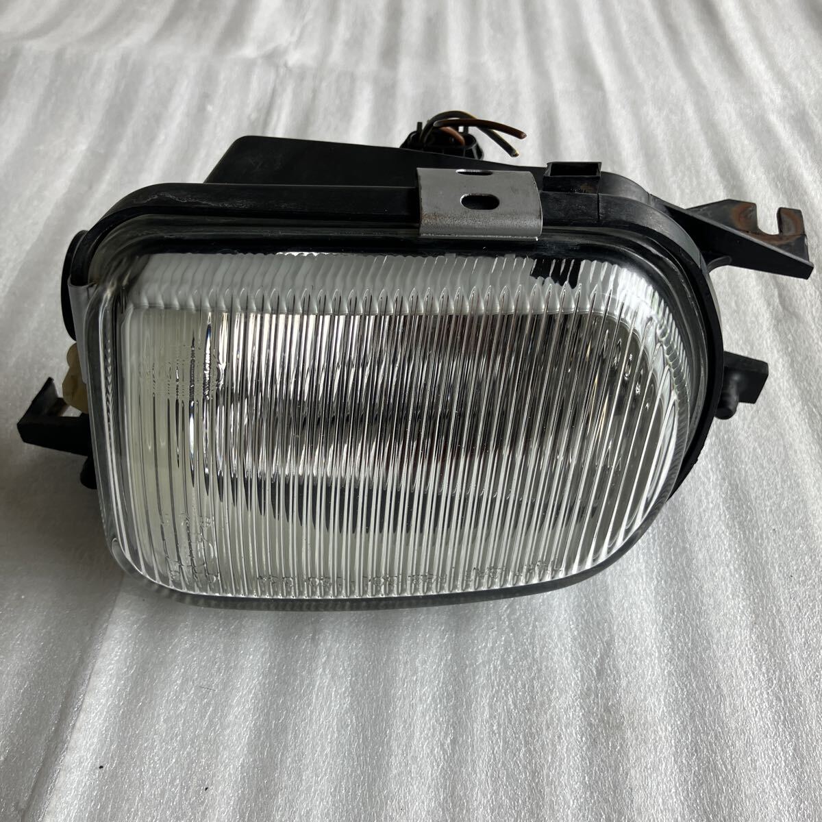 メルセデス ベンツ R170 SLK後期用純正 右フォグ ライト ランプ 品番 2158200656