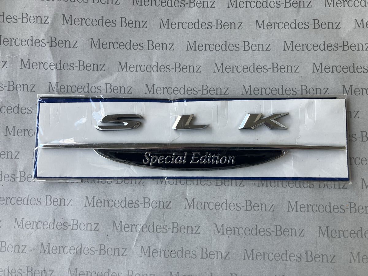 メルセデスベンツ R170 SLK230コンプレッサースペシャルエディション　サイドエンブレム 左右共通　未使用品