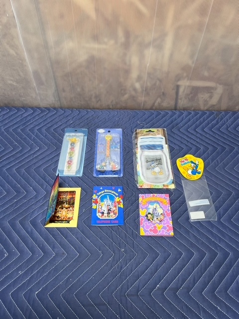 [3-194]ディズニー 魔法のランプ ストラップ　テレフォンカード 小物まとめ