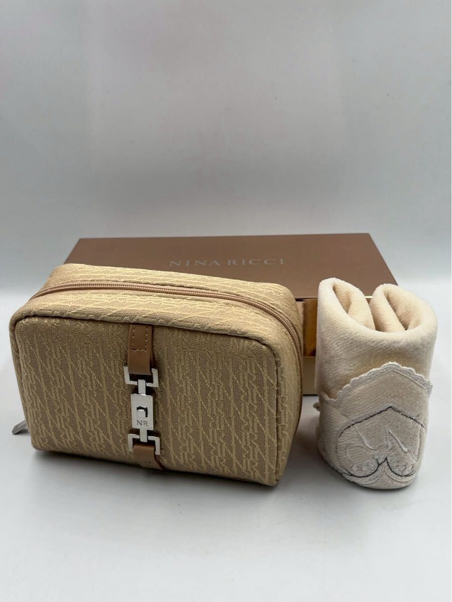 『4-21』 ニナリッチ　化粧ポーチ　ミラー　箱付き新品 