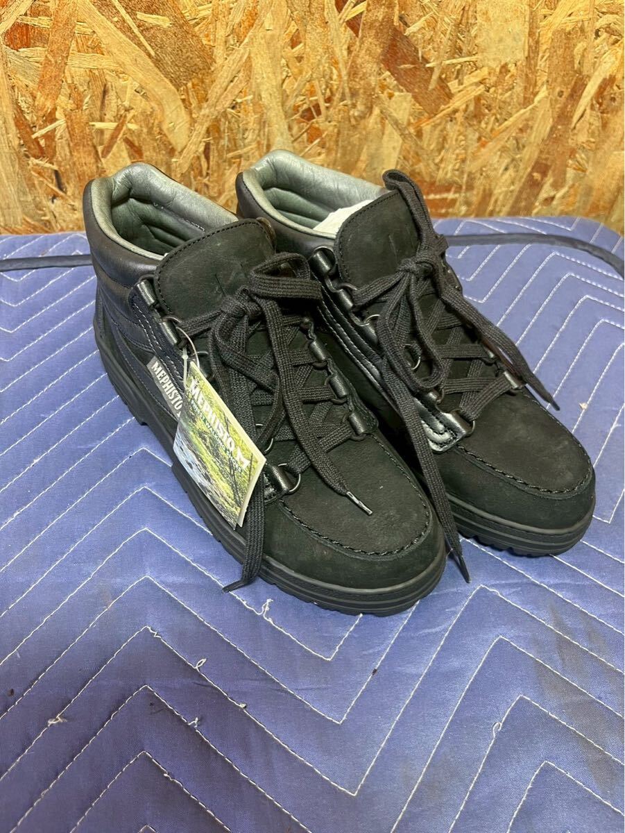 『11-104』メフィスト　レディース　ブラック 未使用　２２センチ