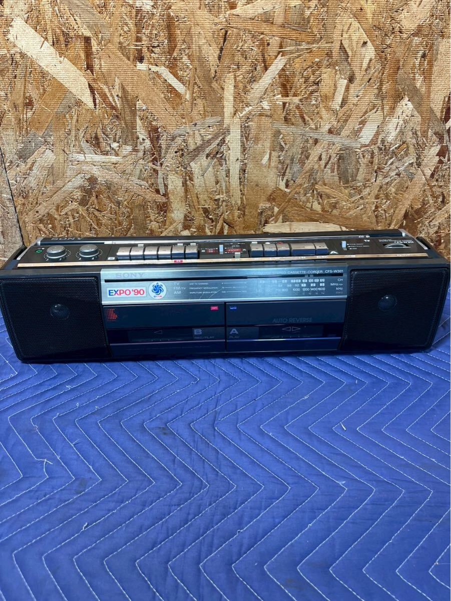 3-121 SONY CFS-W301　ソニー　ダブルカセット　ラジカセ ラジオ・通電のみ確認