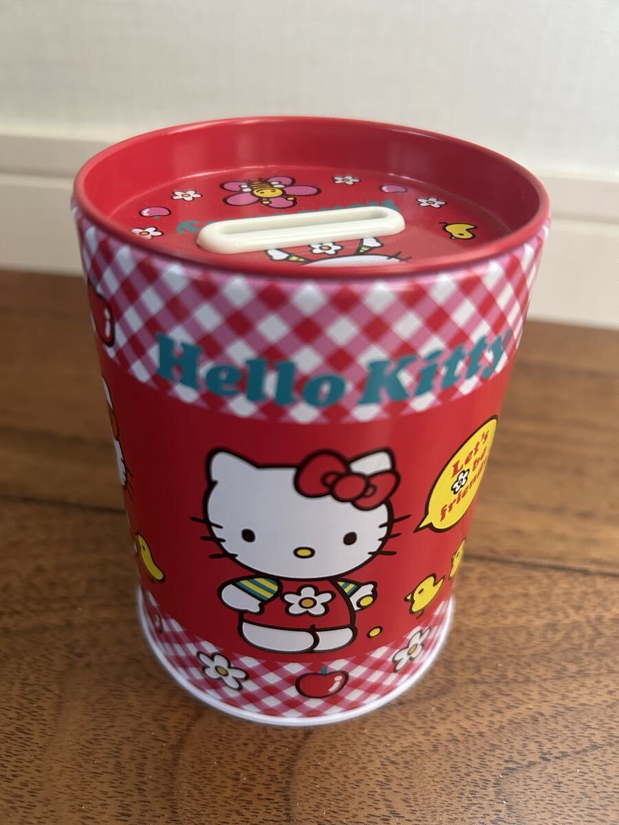 送料無料 昭和レトロ キティちゃん 貯金箱 ハローキティ 缶 小物入れ 猫 貯金缶 ネコ 貴重 レア 年代物