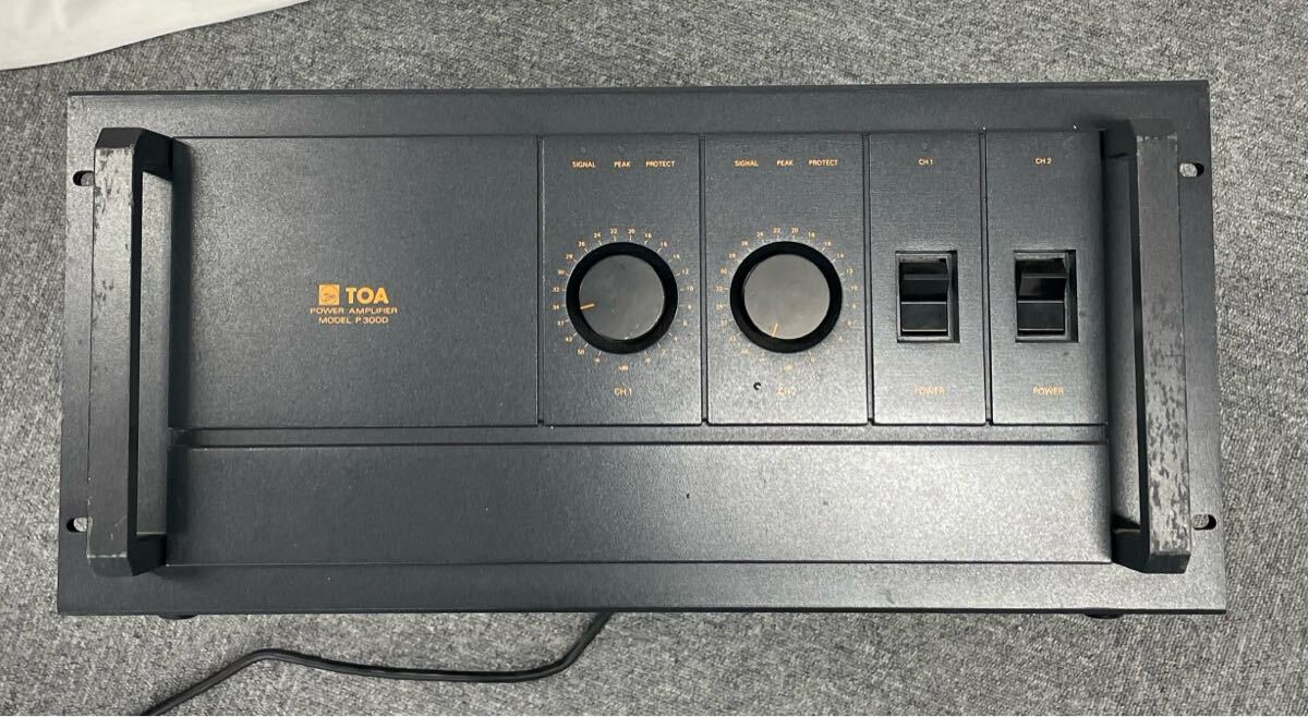 《手渡し限定》TOA POWER AMPLIFIER P300D パワーアンプ 音響機器 ※通電のみ確認 【S84832-3240-20】