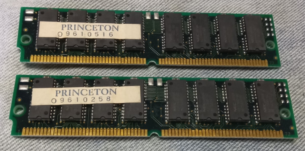 72ピンSIMM 32MB。