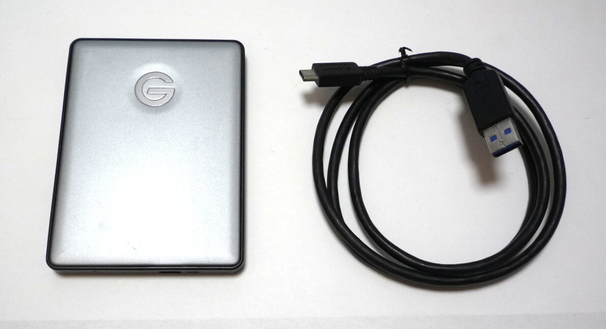 【現状品】G-Technology ポータブルHDD 1TB スぺースグレイ G-DRIVE Mobile USB-C