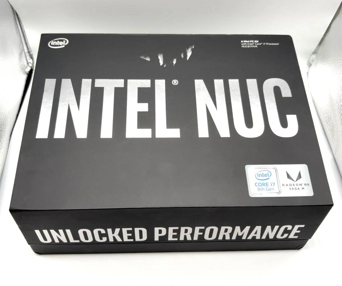 intel NUC NUC8i7HVK ミニPC ゲーミングPC ベアボーンキット A62