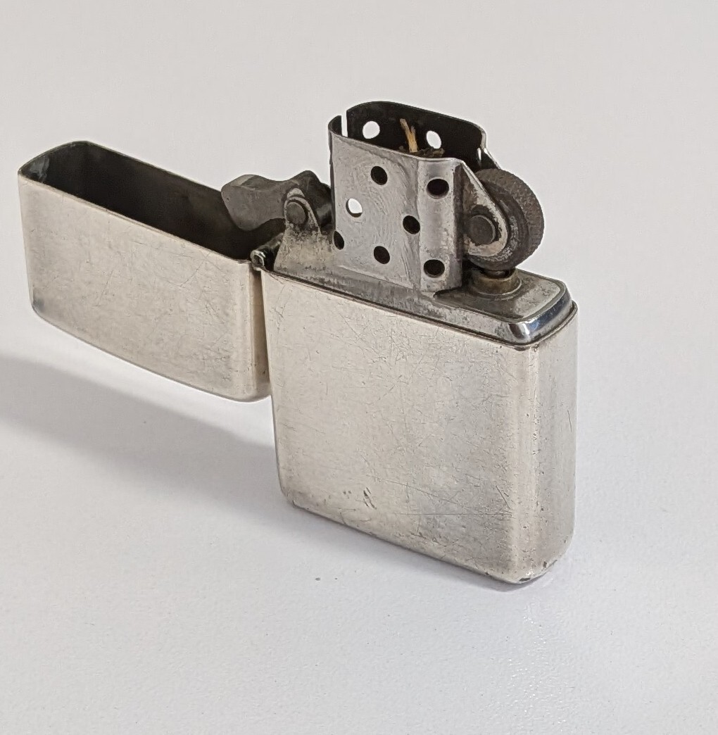 B-02605N Zippo ライター STERLING シルバー 現状品 保管品 火花確認OK スターリングシルバー 総重量約60g ジッポ 2002 銀 ジャンク