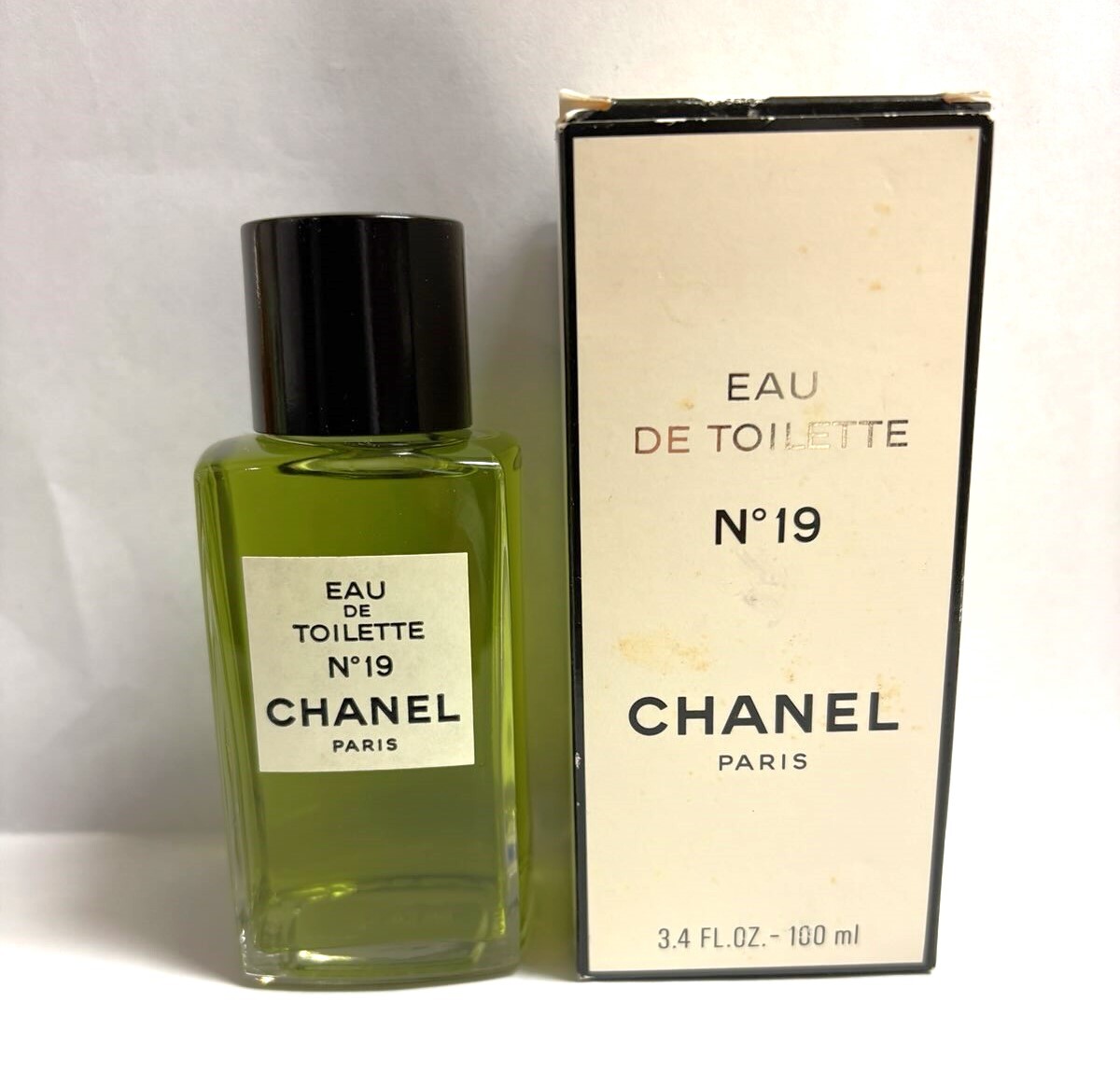 Z-24905【長期保管品】1円スタート CHANEL シャネル No19 オーデトワレ 香水 100ml 残量：約9割強