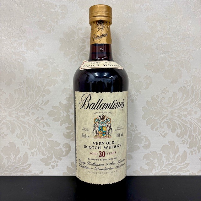 C-93508D 【未開栓】Ballantine's バランタイン 30年 ベリーオールド スコッチ 金キャップ ウイスキー 750ml 43％ お酒 コレクション