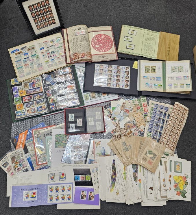 C-92342SS 外国切手 おまとめ 消印付き 未使用 中国 アメリカ合衆国 イギリス など バラエティー コレクション 大量 現状品