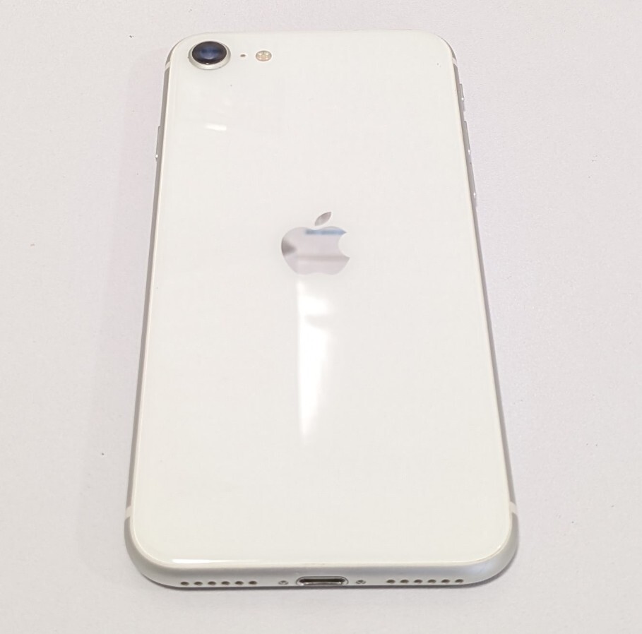 B-02505N iPhoneSE 第二世代 MHGQ3J/A 64GB IMEI:352980531525670 スマホ 判定〇 ワイモバイル ジャンク 現状品 中古 