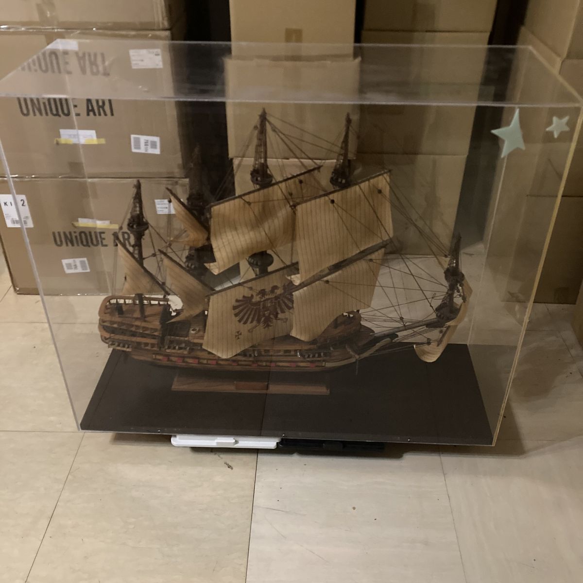 丸752【直接引取限定】1円～ 木製 ガレオン船 1540 ケースサイズ 104×86×39 (幅・高さ・奥行) ケースダメージ有 ジャンク