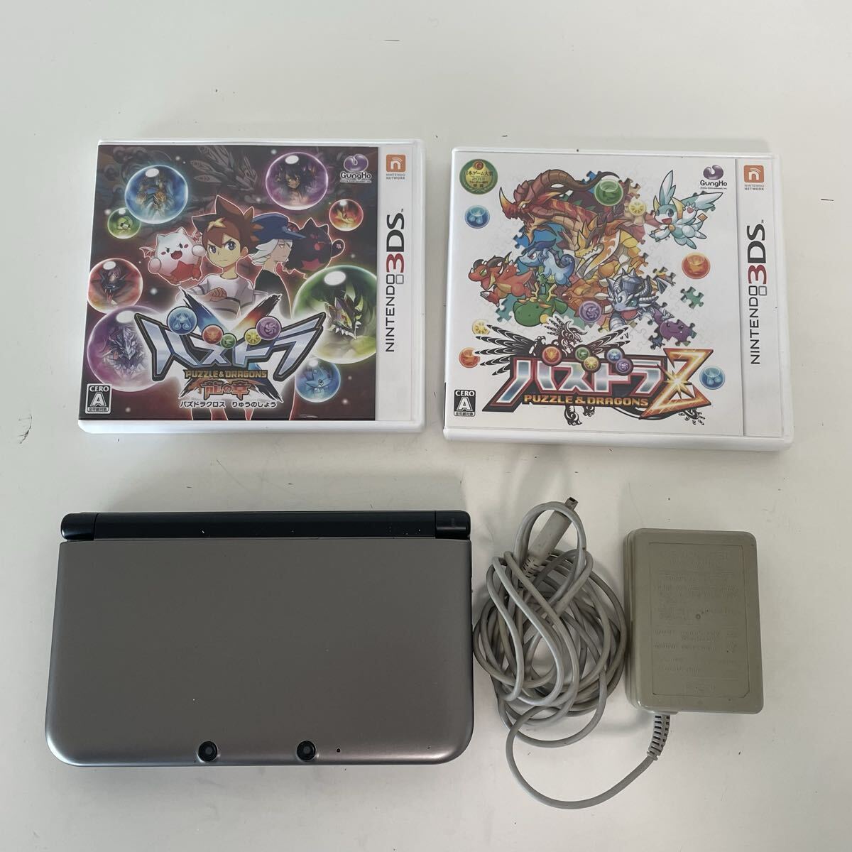 Nintendo ニンテンドー 3DS LL SPR-001 シルバー ブラック 通電動作確認済 本体 充電器 カセットまとめ パズドラクロス 龍の章 パズドラZ