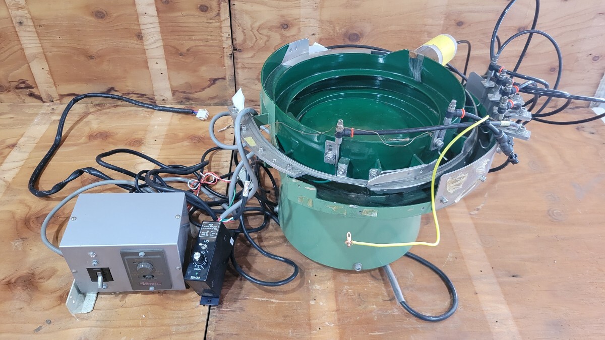 村田精工 FEEDER SYSTEM パーツフィーダー 自動部品供給装置 スピードコントローラー付き 200VDVUS606Y PC-M5 中古品 3