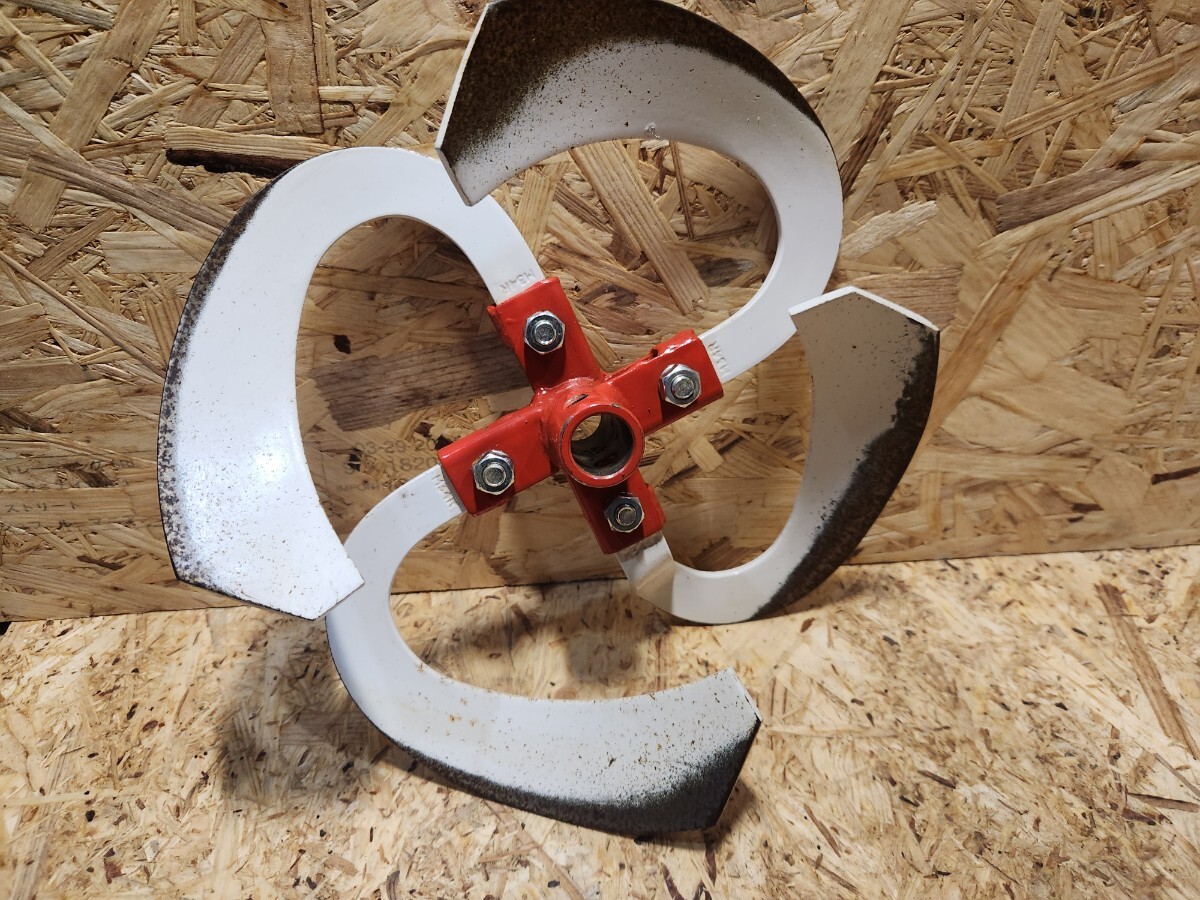美品 農機具 ロータリー 丸軸 爪軸 農業用 耕運機 管理機 パーツ 部品 農機具 耕うん爪 1点のみ M