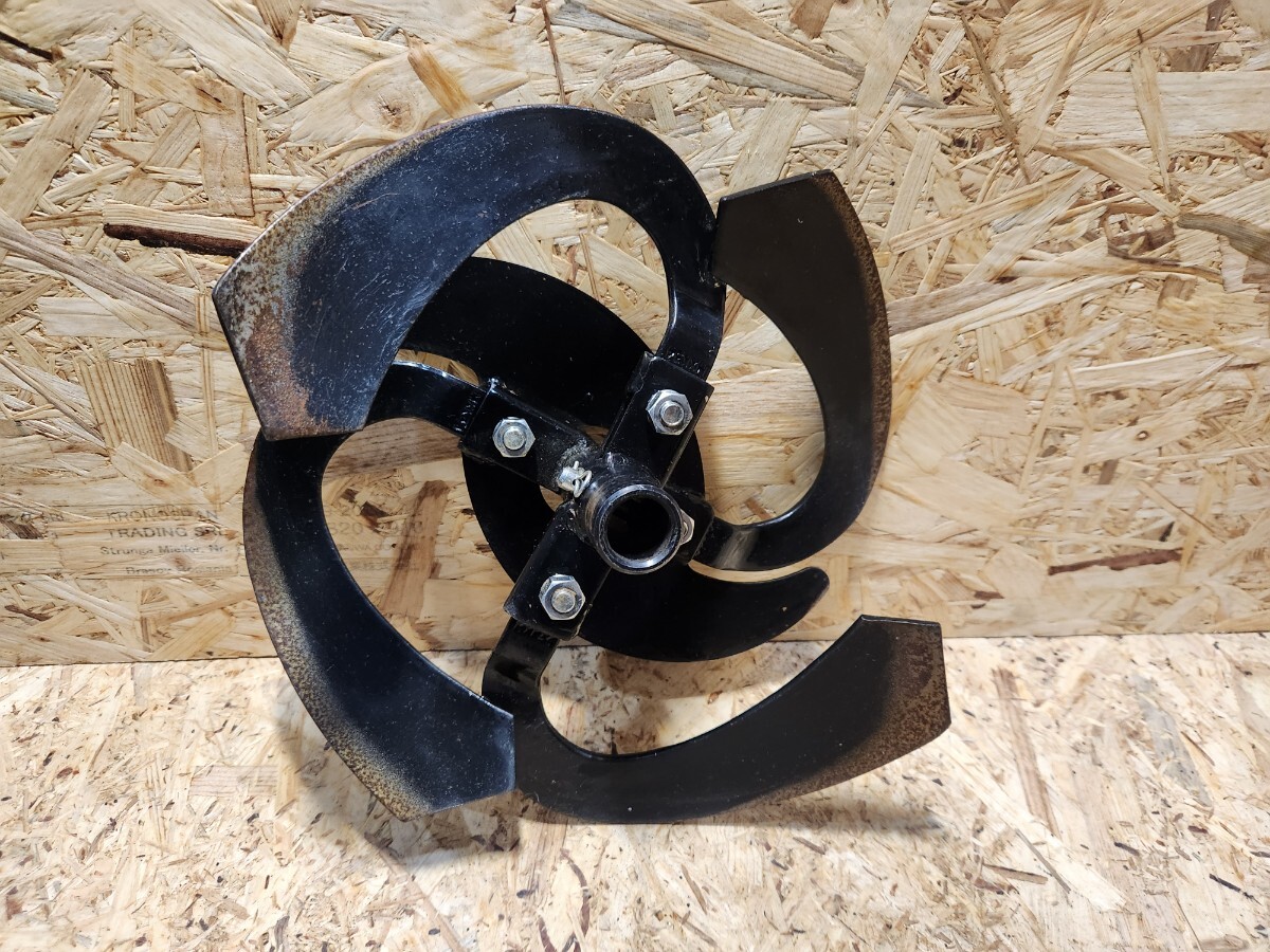 美品 農機具 ロータリー 丸軸軸 爪軸 農業用 耕運機 管理機用 1点のみ パーツ 部品 耕うん爪 M