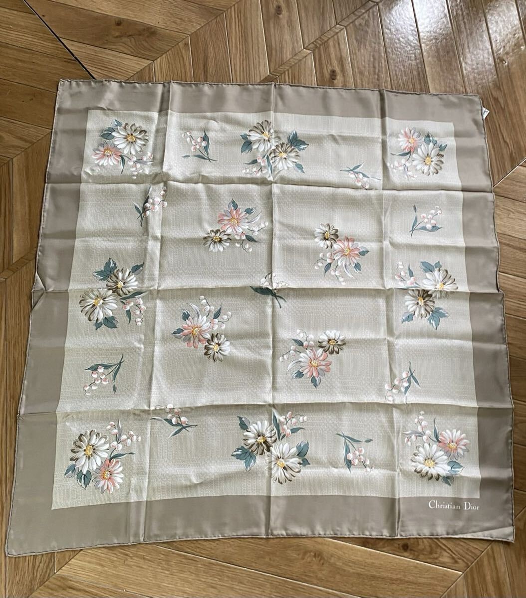 美品 クリスチャンディオール Christian Dior 花柄 スカーフ レディース ベージュ ys011303