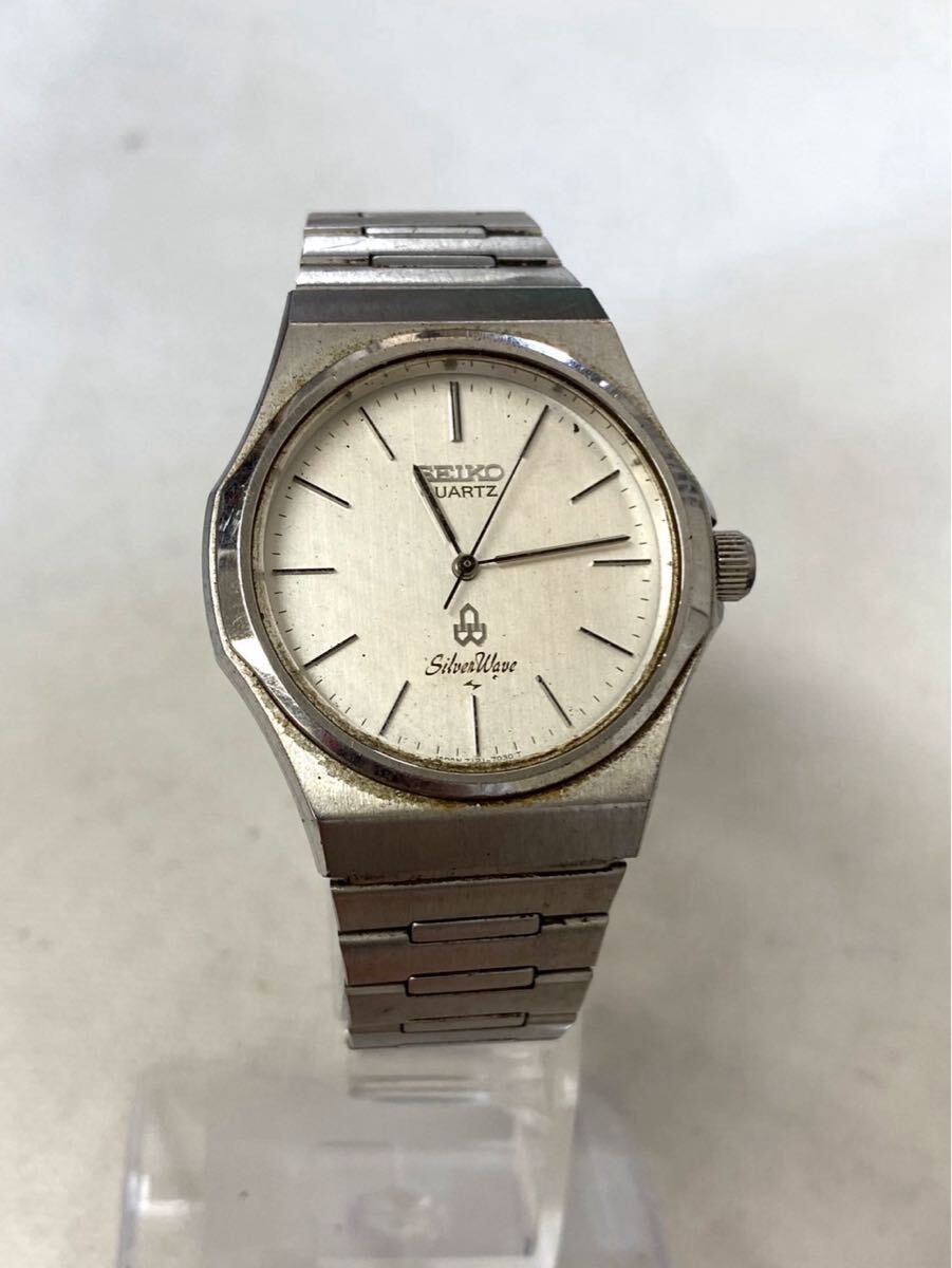 セイコー SEIKO シルバーウェーブ SILVER WAVE クォーツ 腕時計 7121-7030 メンズ シルバー文字盤 未稼働 ts031201