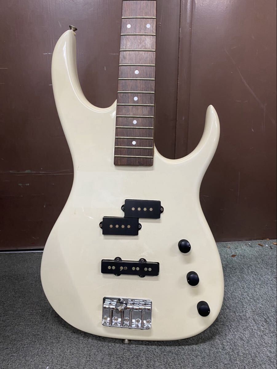 アイバニーズ Ibanez EX series エレキベース 4弦 白 ホワイト 弦楽器 ケース付き ot031301