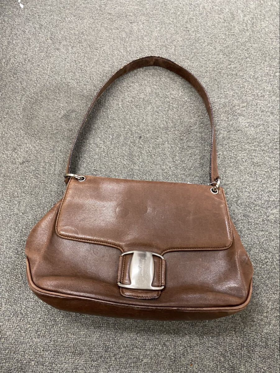 サルヴァトーレ フェラガモ Salvatore Ferragamo ヴァラ レザー ハンドバッグ ショルダーバッグ 茶 ブラウン ot031003