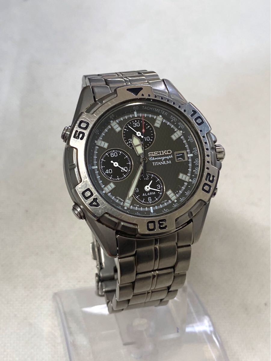SEIKO セイコー 腕時計 クォーツ クロノグラフ TITANIUM 7T32-7H40 デイト グレー文字盤 メンズ ki032605