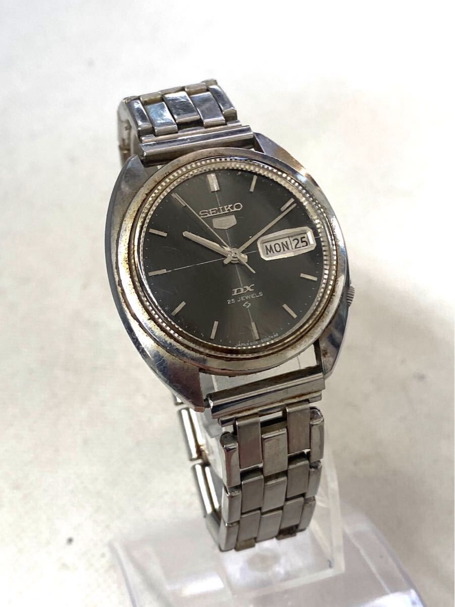 SEIKO 5 セイコー ファイブ DX 腕時計 6106-6000 自動巻き デイデイト グレー文字盤 メンズ st031302
