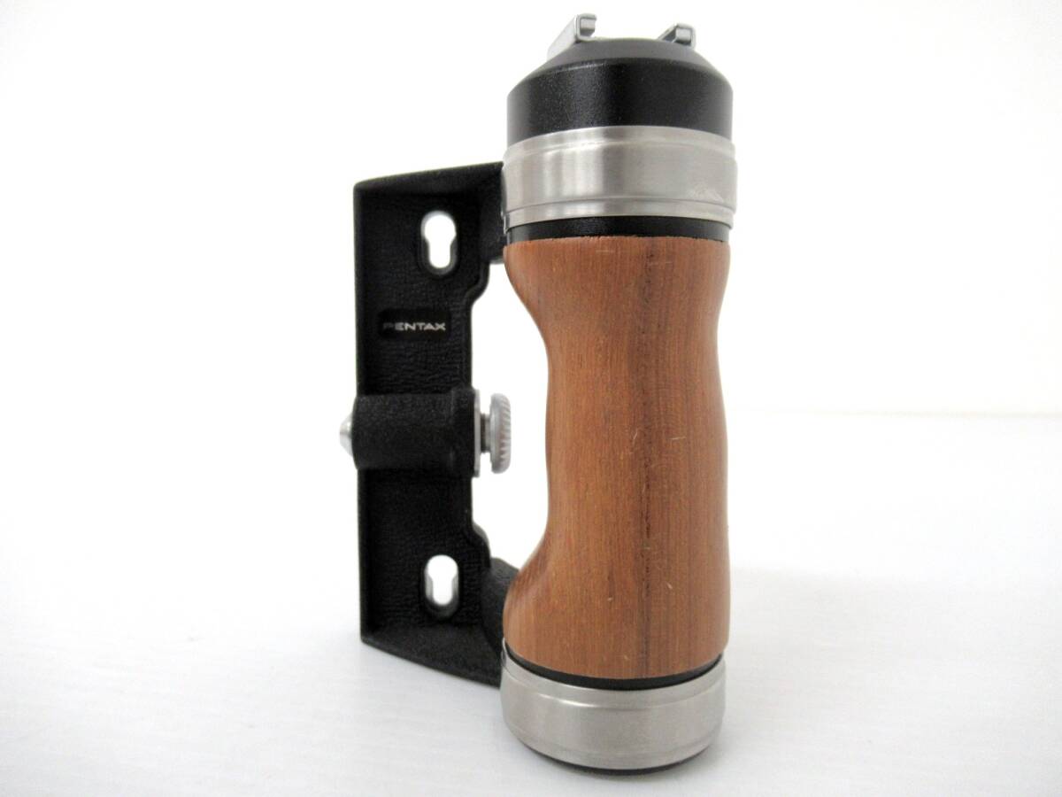 【ASAHI PENTAX/アサヒペンタックス】卯②2//美品 6×7 木製グリップ