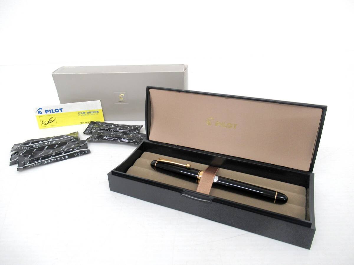 【PILOT】寅①354//万年筆/CUSTOM74/未使用品/箱付き/スペアインクカートリッジ5本付属