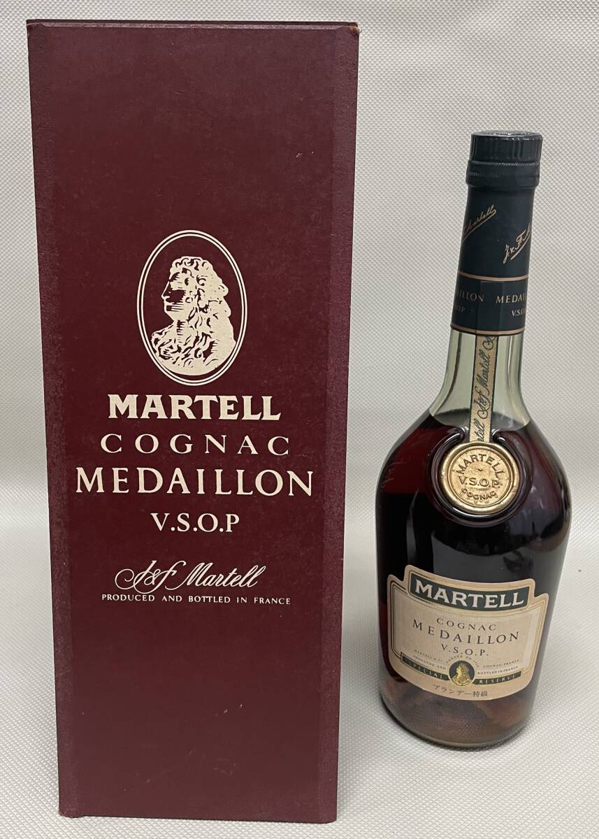 未開栓　古酒　MARTELL　COGNAC　MEDAILLON　V.S.O.P　ブランデー特級　700ml　40度　木箱付
