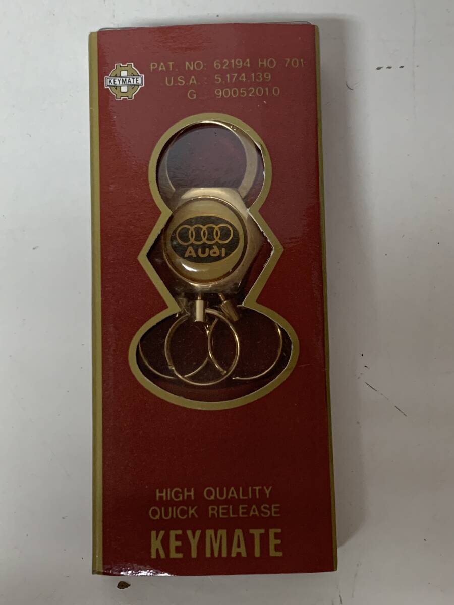 Et42◆Audi アウディ◆キーリング キーホルダー KEY MATE ゴールドカラー 3連 クイックリリース・キーホルダー ノベルティ 箱付 