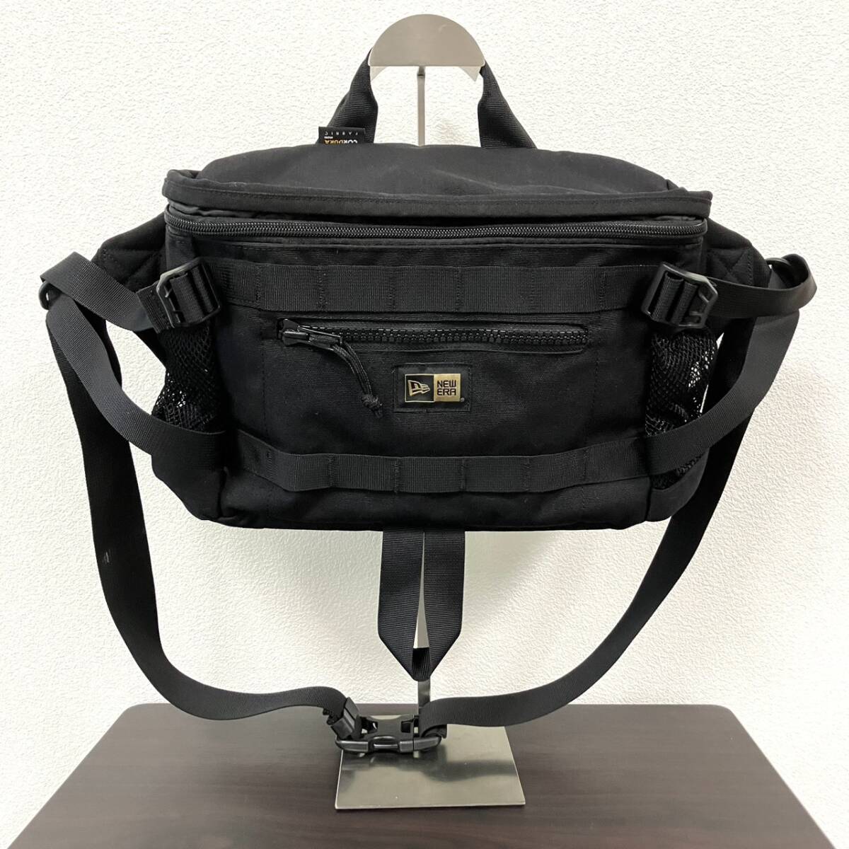 状態良好美品！収納力大！ NEW ERA SQUARE WAIST BAG ニューエラ スクエア ウエストバッグ ボディバッグ