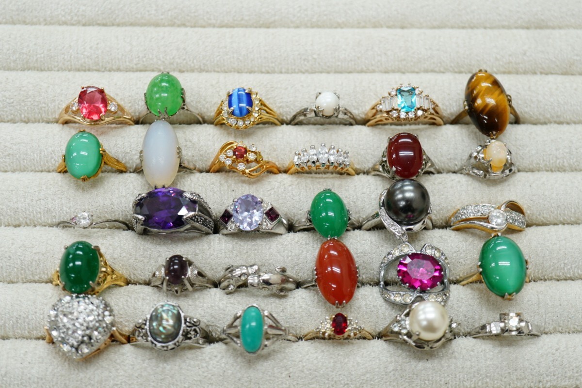 C655 天然石 色ガラスなど リング 指輪 30点 ヴィンテージ アクセサリー 大量 セット まとめて おまとめ まとめ売り 装飾品