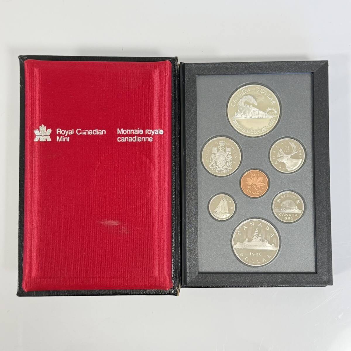 カナダ王室造幣局（Royal Canadian Mint）発行 1986年の記念コイン7枚セット【4-17】