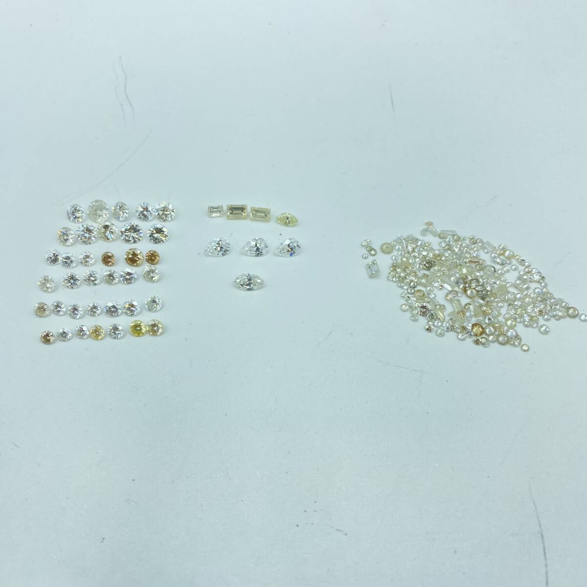 『L6』メレダイヤ 約2.8ｇ 約14ct相当 カラーレス/イエロー/ブラウンカラー ラウンドブリリアント/ペアシェイプ/マーキス/他 天然石 現状
