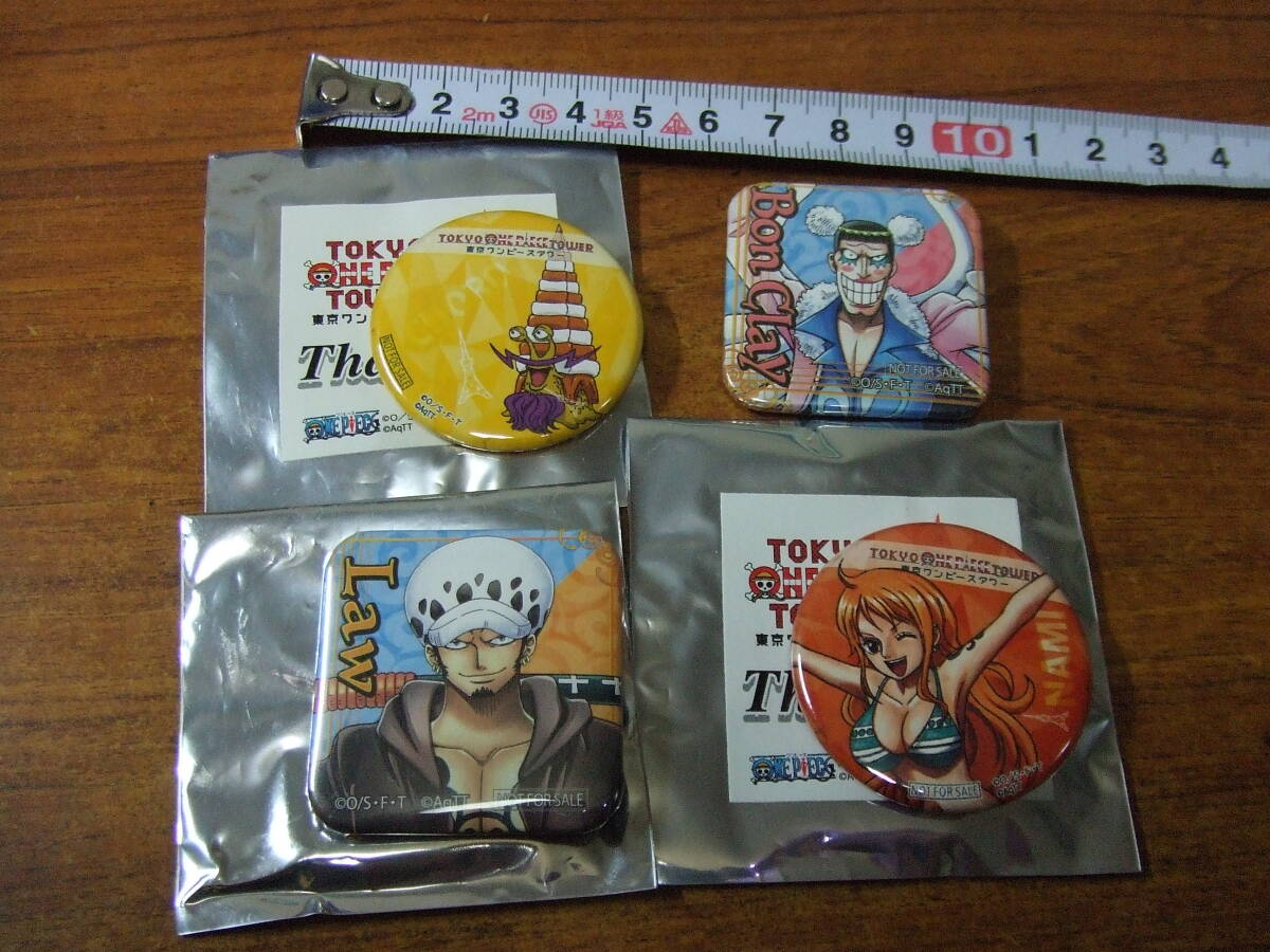 U695 ４個まとめ/セット 東京ワンピースタワー　スクエア缶バッジ/他　バースデー ナミ/ロー/他 ワンピース　缶バッジ　中古