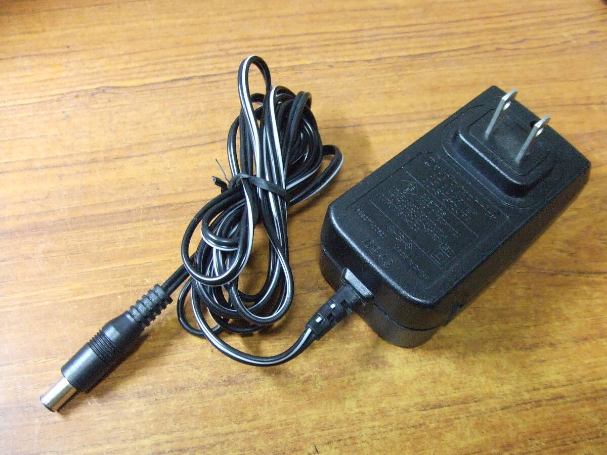 U698　オーディオテクニカ　ACアダプター　ad-s1512jpa AT20-1501200U07-F 　DC15V　1.2A 中古