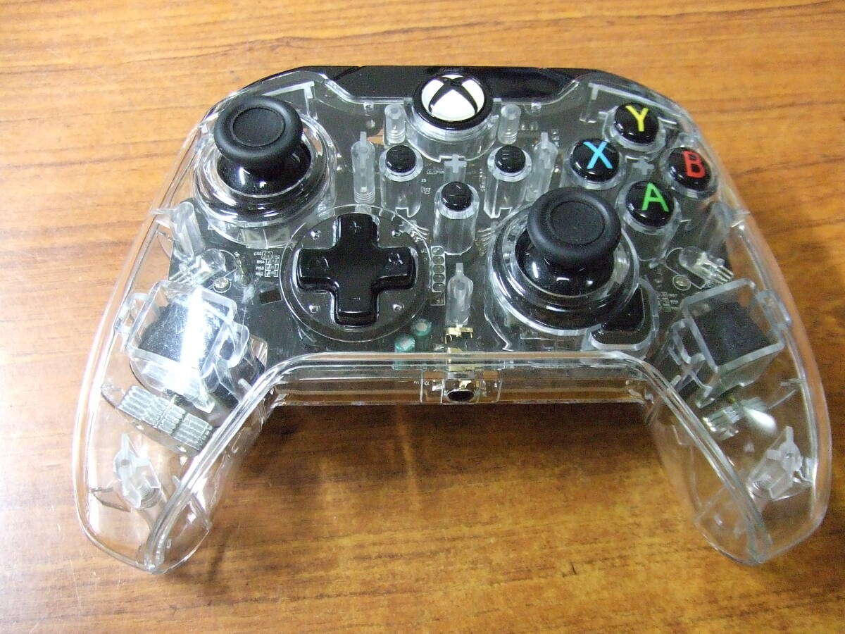 U711 PDP AFTERGLOW WIRED CONTROLLER for XBOX コントローラ 有線タイプ　クリア/スケルトン 中古