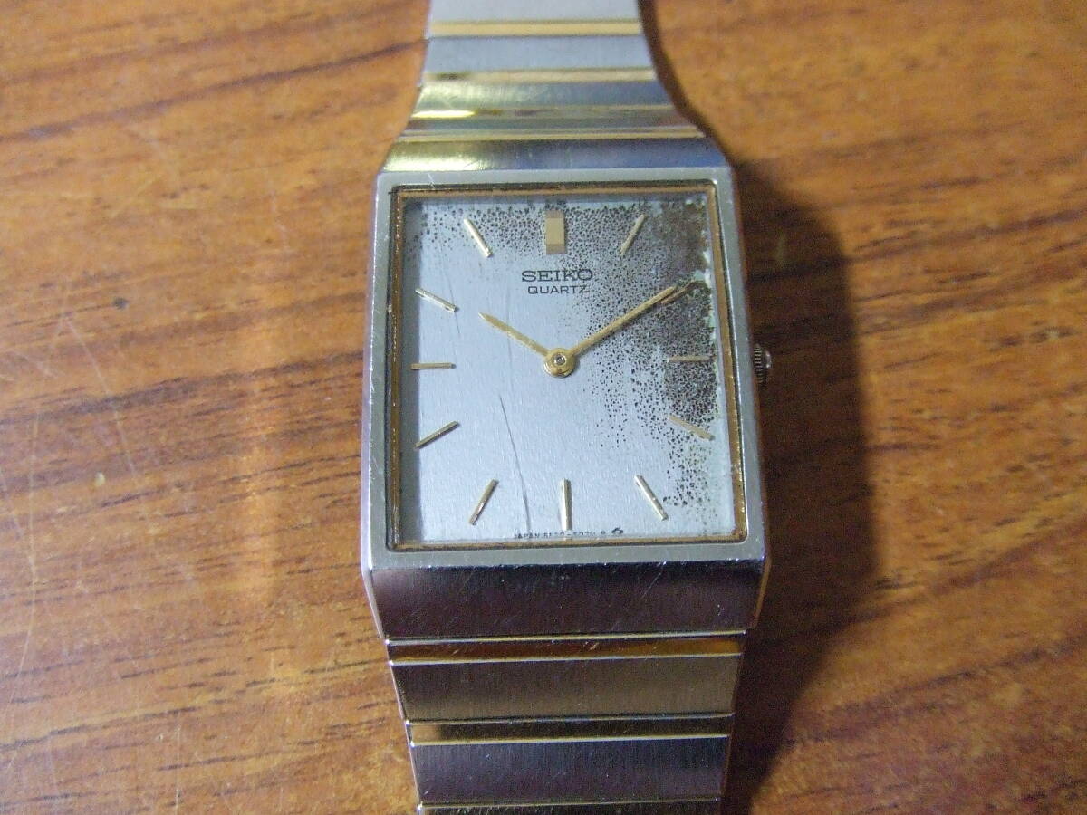 U818　 SEIKO/セイコー クォーツ 5P30-5C90 腕時計 中古　未確認 現状　ジャンク