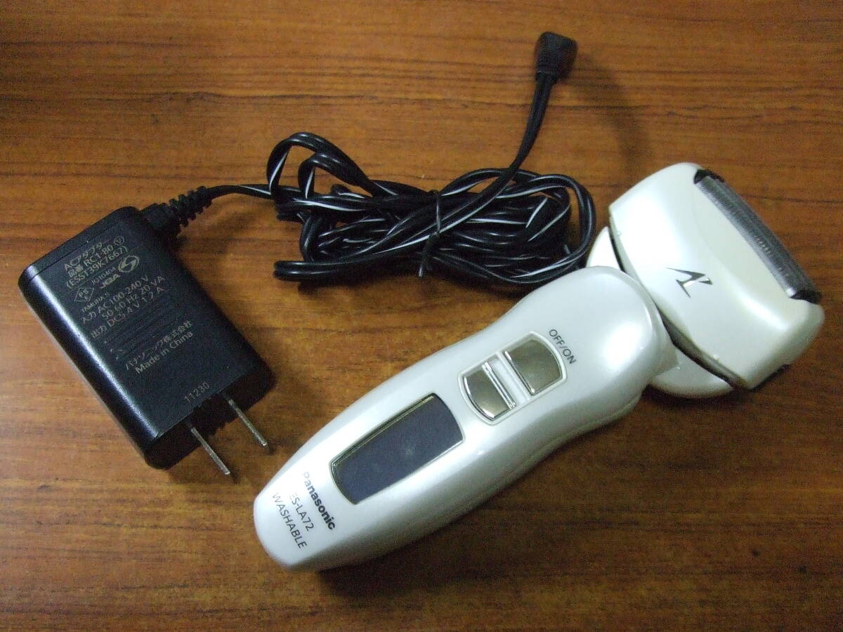 U867 Panasonic ラムダッシュ ES-LA72 電気シェーバー ４枚刃 2009年製　中古 本体