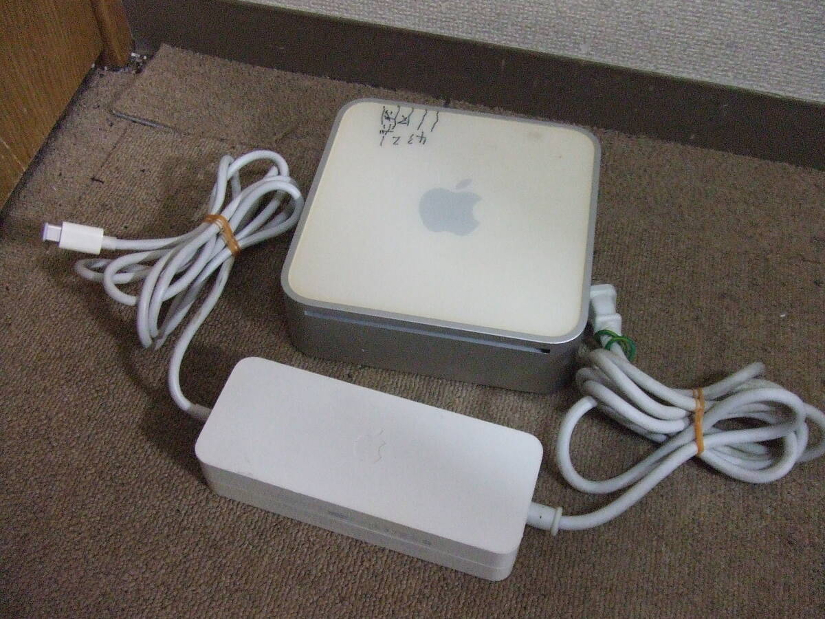  U891　Apple Mac mini A1176　2006 / アダプタ A1188付　本体 中古 未確認　ジャンク