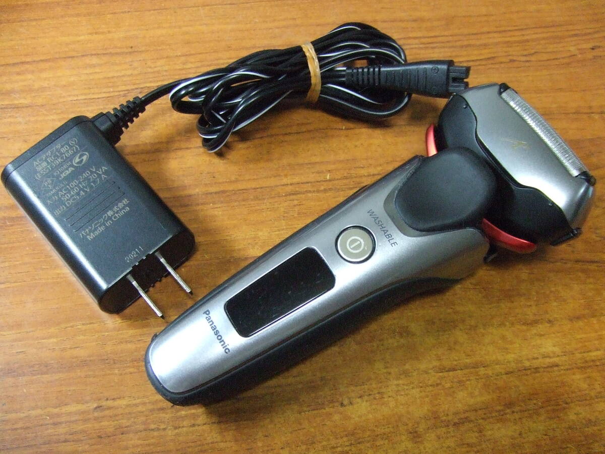 U917 パナソニック/Panasonic ラムダッシュ ES-LT5A 電気シェーバー 2022年製 本体　中古