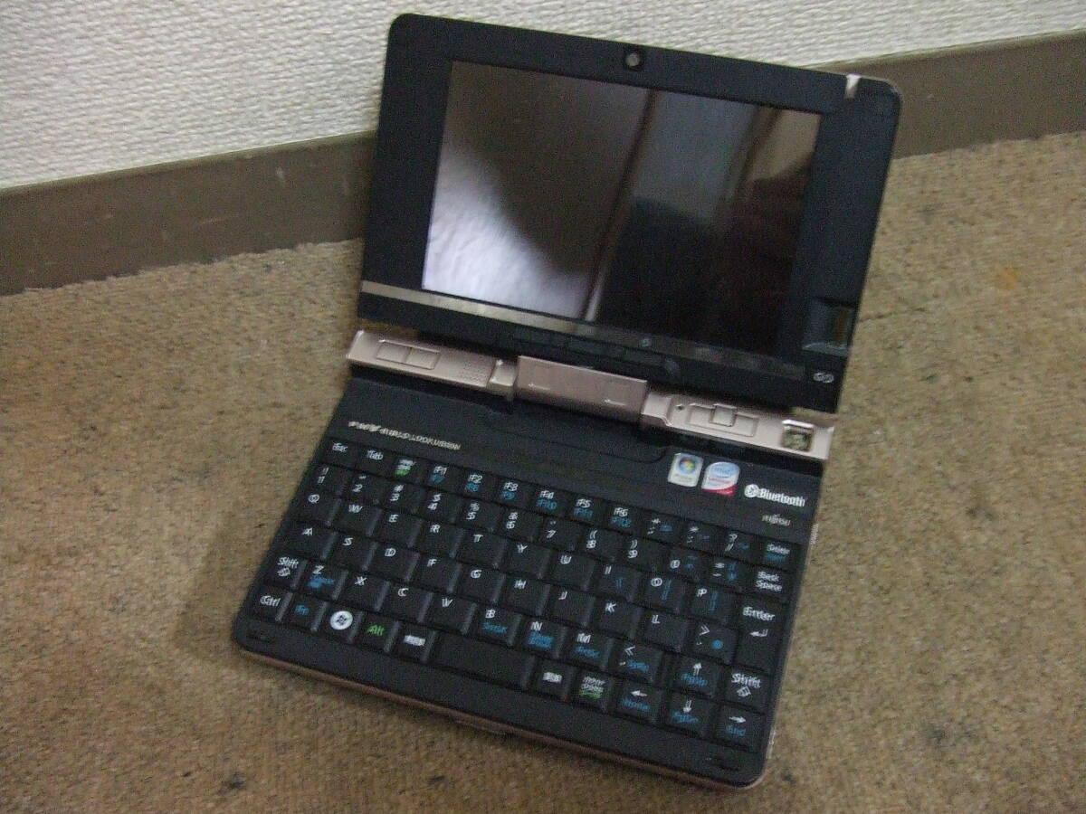 V3 富士通 FMV-BIBLO LOOX U/B50 FMVLUB5NX5 ノートPC　中古　本体