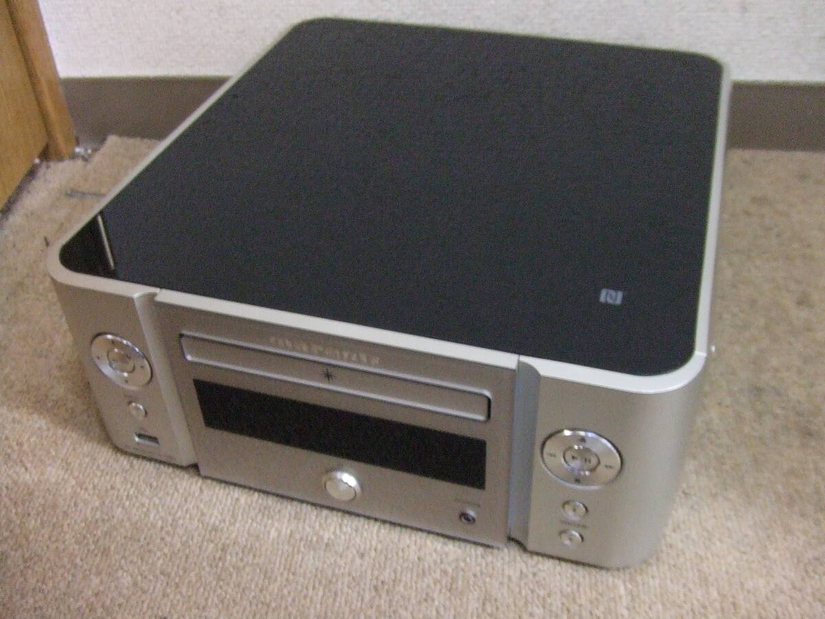 V7 　ジャンク marantz マランツ M-CR611 ネットワークCDレシーバー 中古　本体