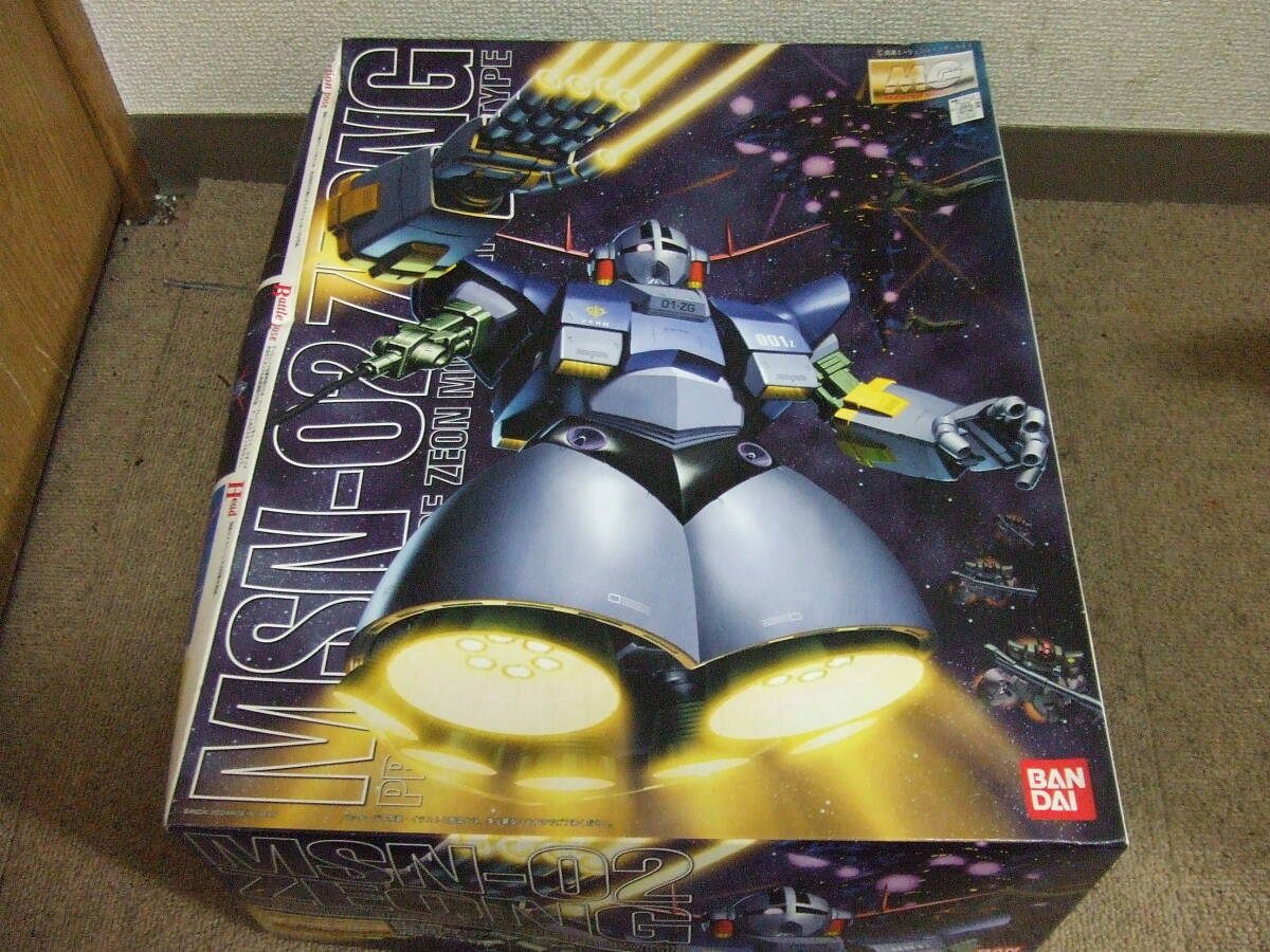 V49 未組立品!ガンプラ バンダイ MG 1/100 ジオング　ジオン公国軍 ニュータイプ専用モビルスーツ MSN-02 0112815