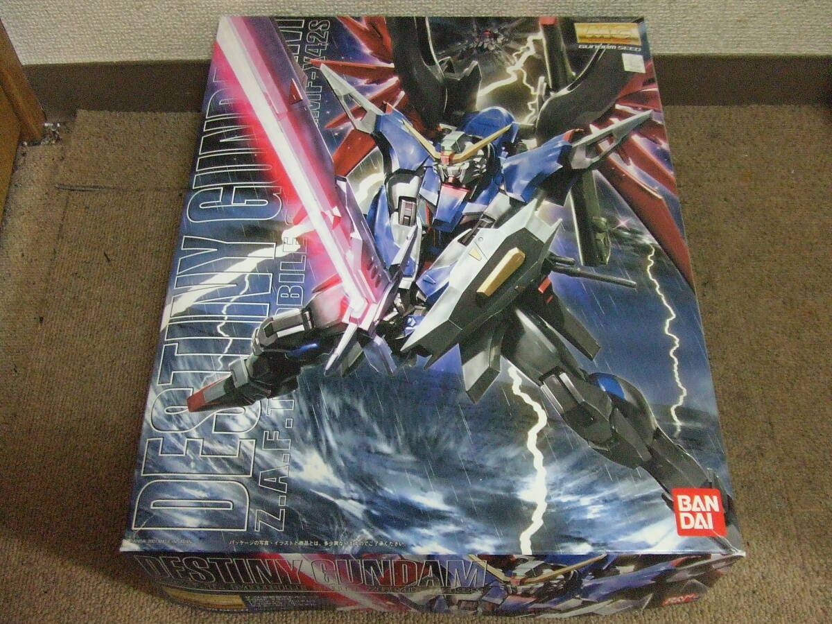 V48 未組立品!ガンプラ バンダイ MG 1/100 ザフト製新型モビルスーツ ZGMF-X42S デスティニーガンダム 0151243
