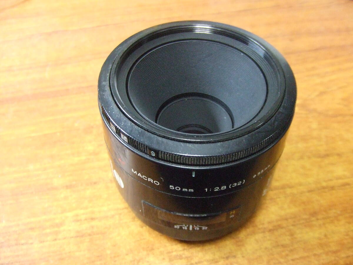 V67 ミノルタ MINOLTA AF MACRO 50mm 2.8 単焦点 マクロレンズ 単焦点 カメラレンズ　中古　未確認　現状　ジャンク