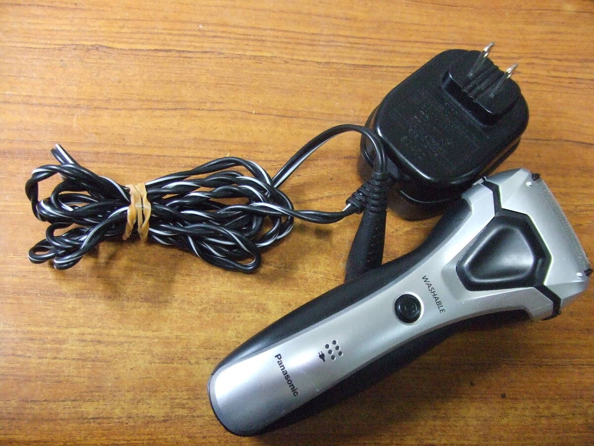 V146 Panasonic/パナソニック　電気シェーバー ES-RL32 2016年製 中古　本体
