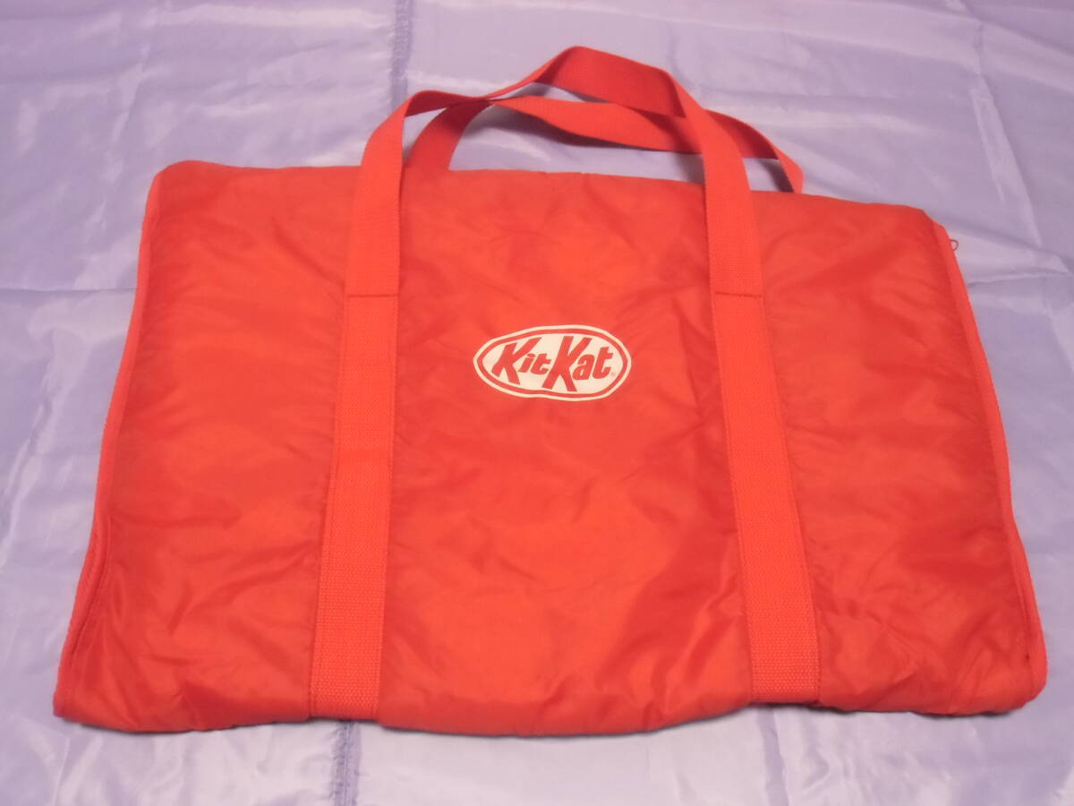 □未使用激レア KitKat ハイキング トートバック キットカット シート 兼用 赤